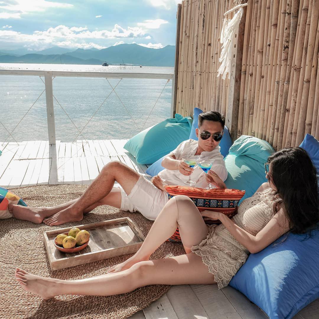 Độc nhất có 1-0-2 không gian nghỉ dưỡng nổi giữa biển ở Nha Trang đẹp bao mê